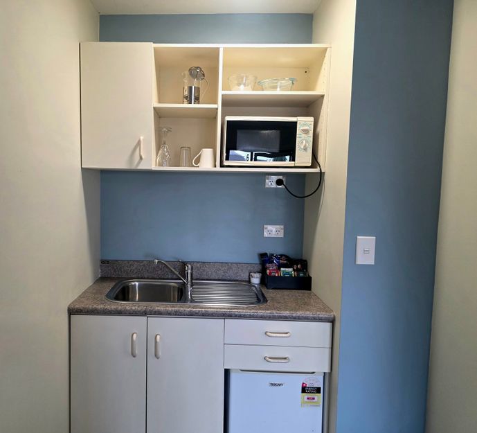 Kitchenette 
